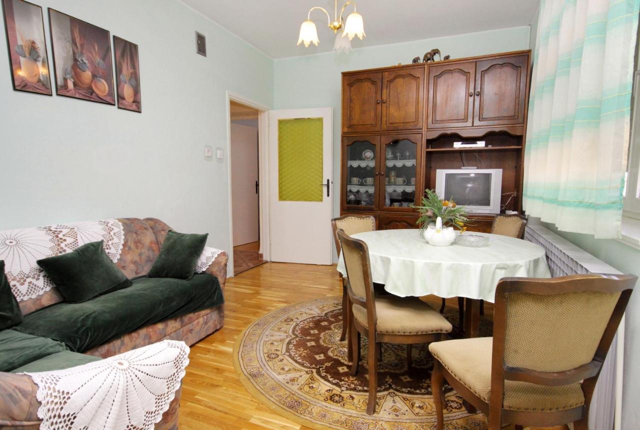 Apartments With A Parking Space Senj - 5572 Exterior photo