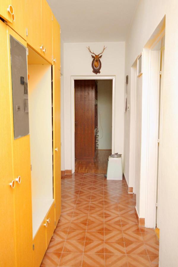 Apartments With A Parking Space Senj - 5572 Exterior photo